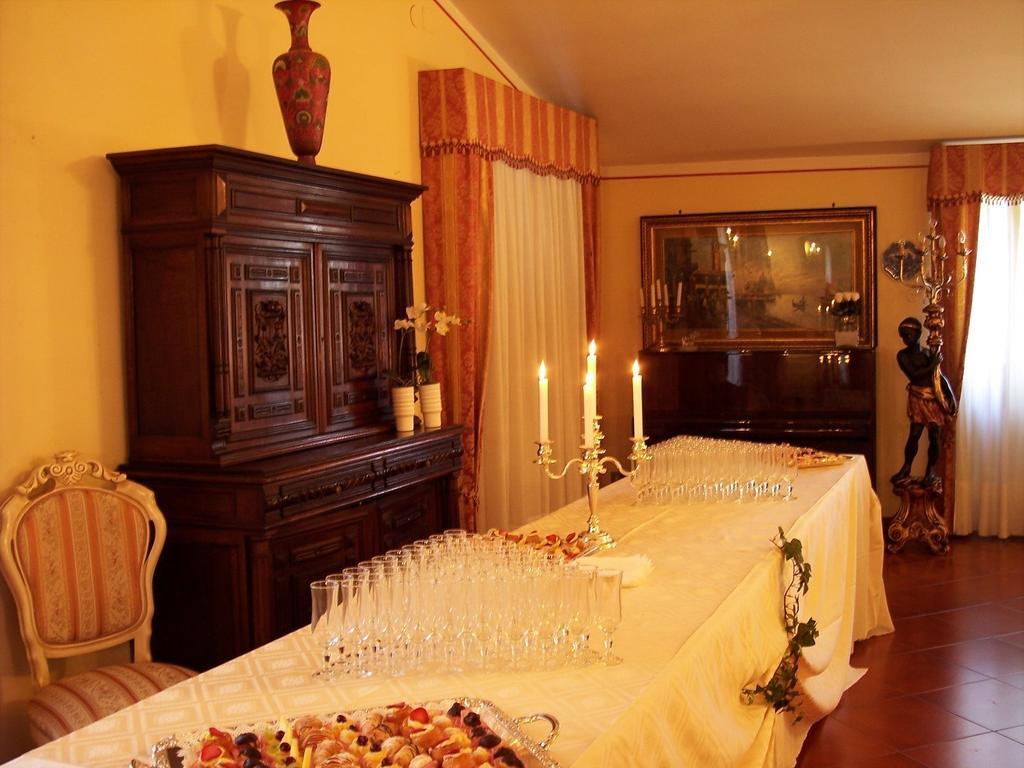 Castello D'Abruzzo Hotel Ripa Teatina Kültér fotó